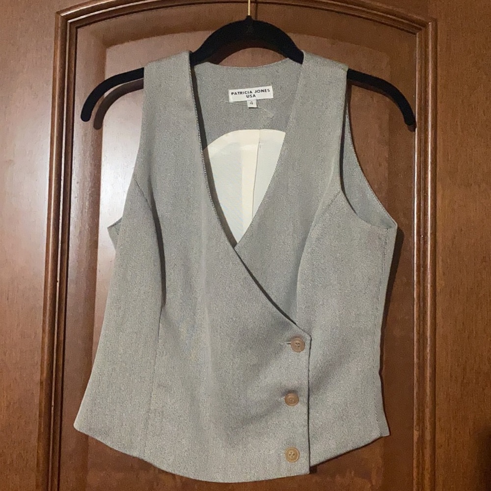 Patricia Jones USA top and skirt. Never worn. Purchase 20 yrs ago.